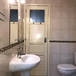 Olinda's One Bedroom In Center Apartment