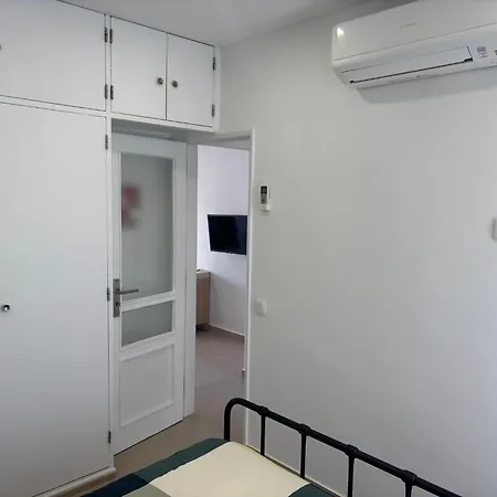 Olinda's One Bedroom In Center Lägenhet Lagos